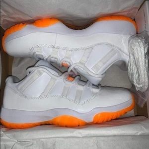 Women's Jordan 11 low